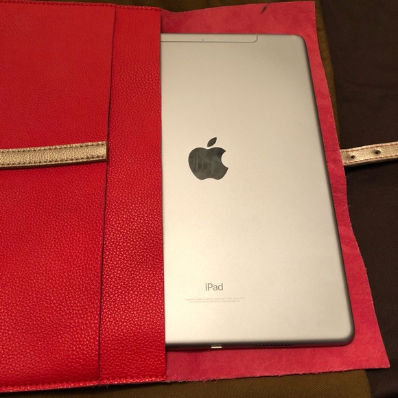 CASE - Picture 3 of 14